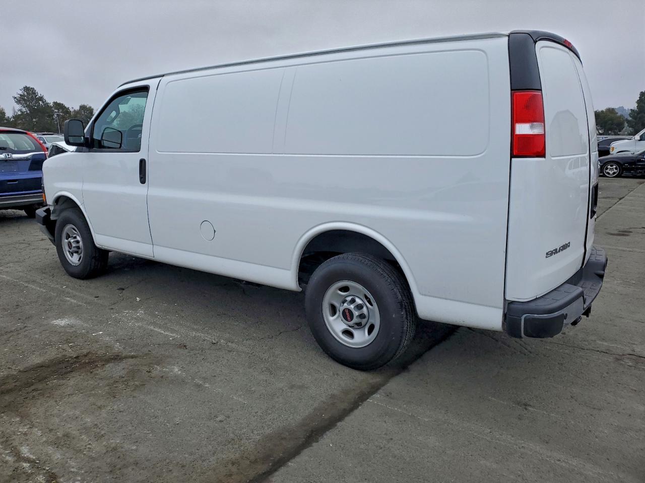 GMC Savana