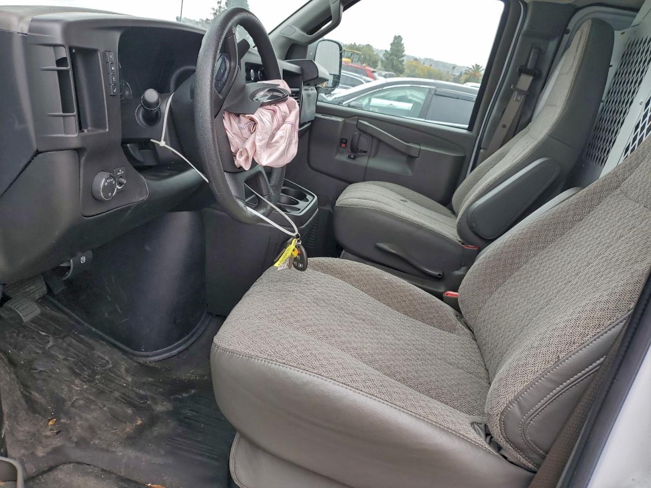 GMC Savana