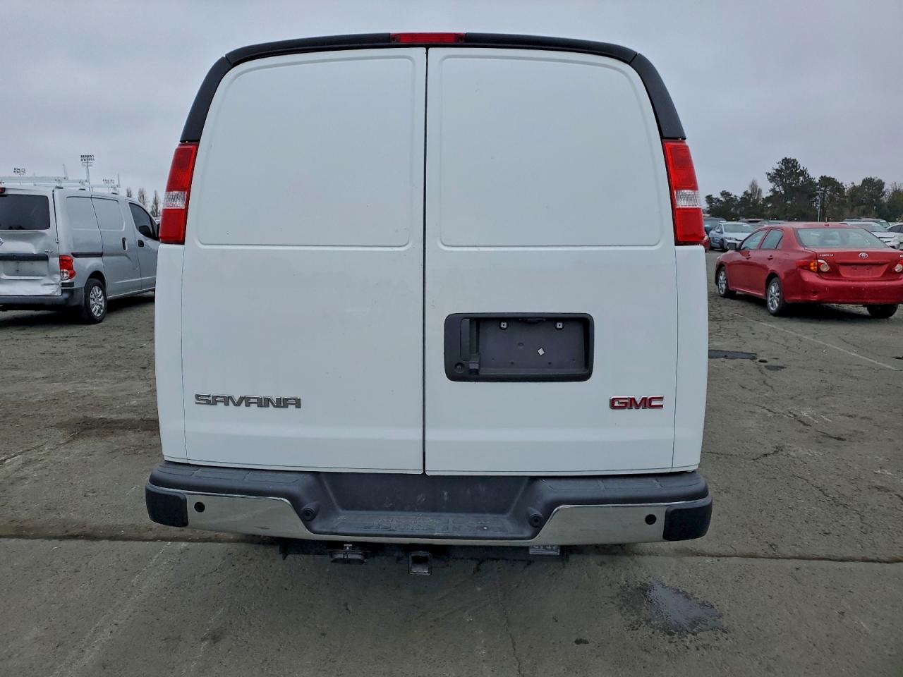 GMC Savana