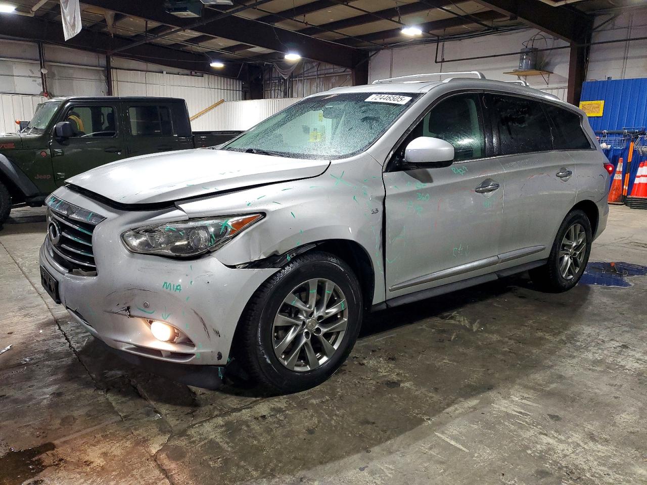 Salvage INFINITI Qx Image
