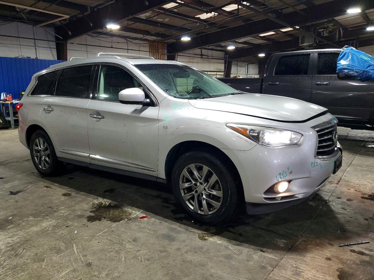 INFINITI Qx
