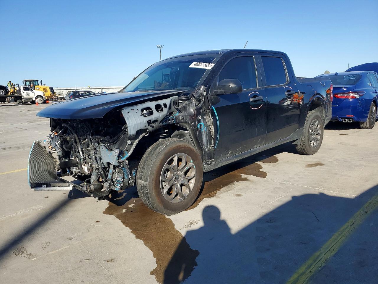Salvage Ford Maverick Image