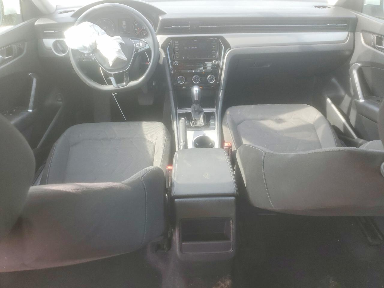 Volkswagen Passat S