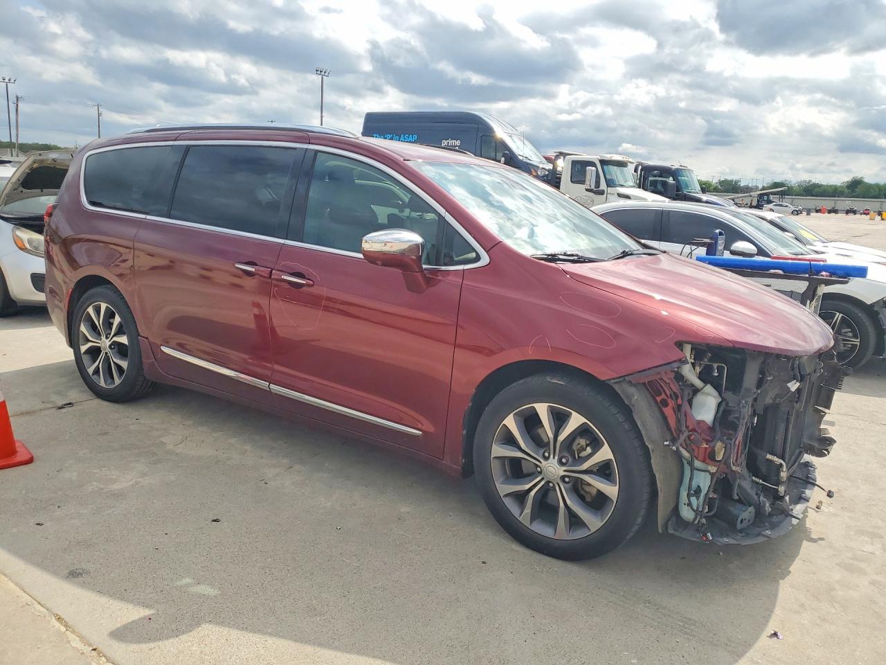Chrysler Pacifica Limited