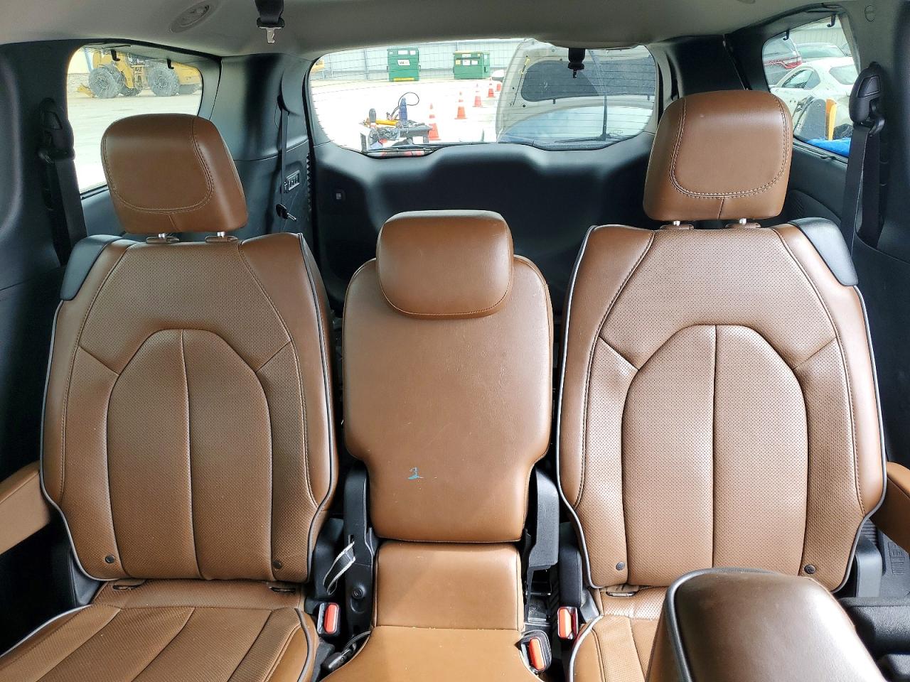Chrysler Pacifica Limited