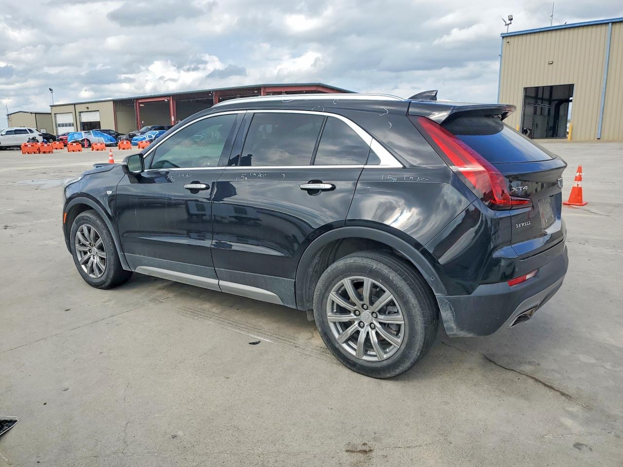 Cadillac XT4 Premium Luxury