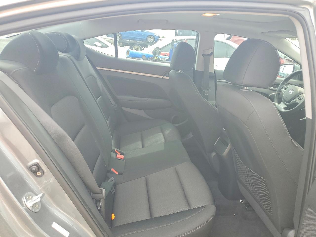Hyundai ELANTRA Value Edition