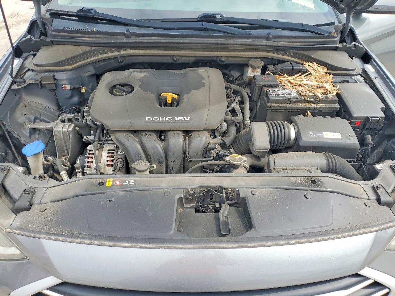 Hyundai ELANTRA Value Edition