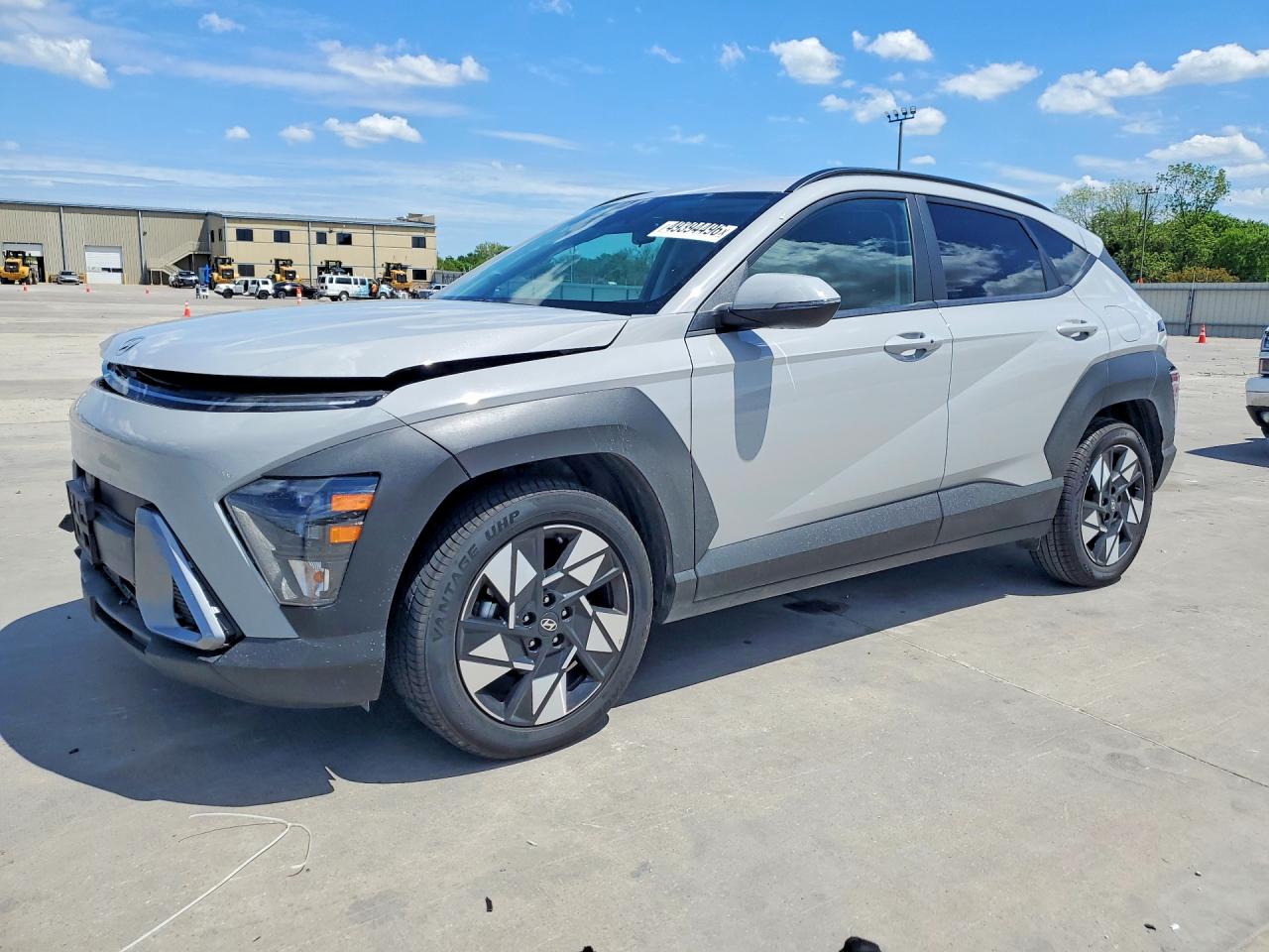 Salvage Hyundai KONA Image