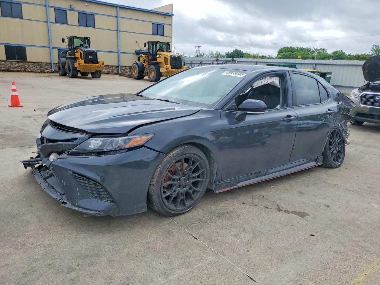 Salvage Toyota Camry Image
