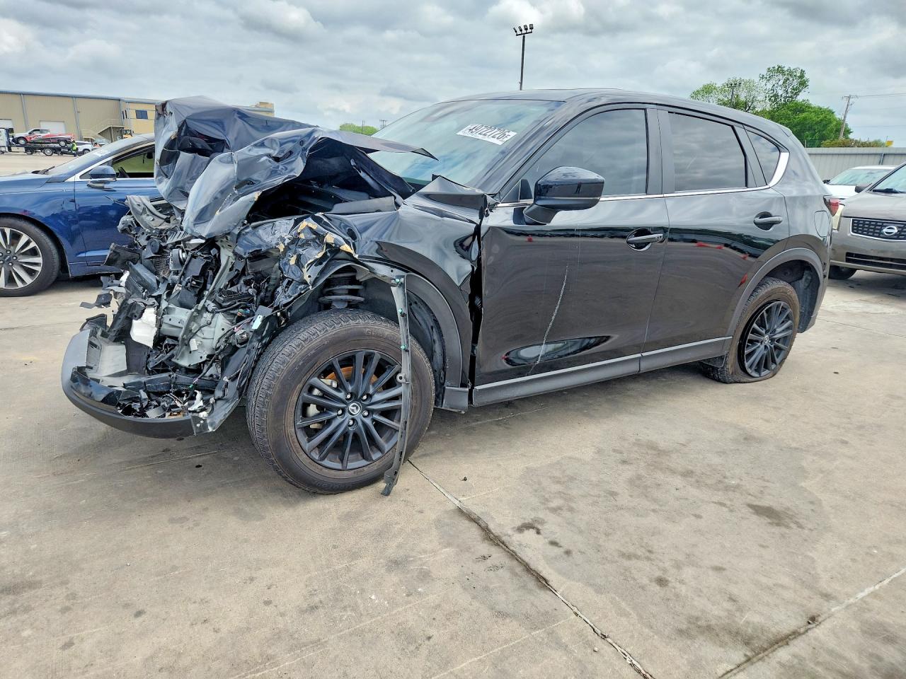 Salvage Mazda Cx Image
