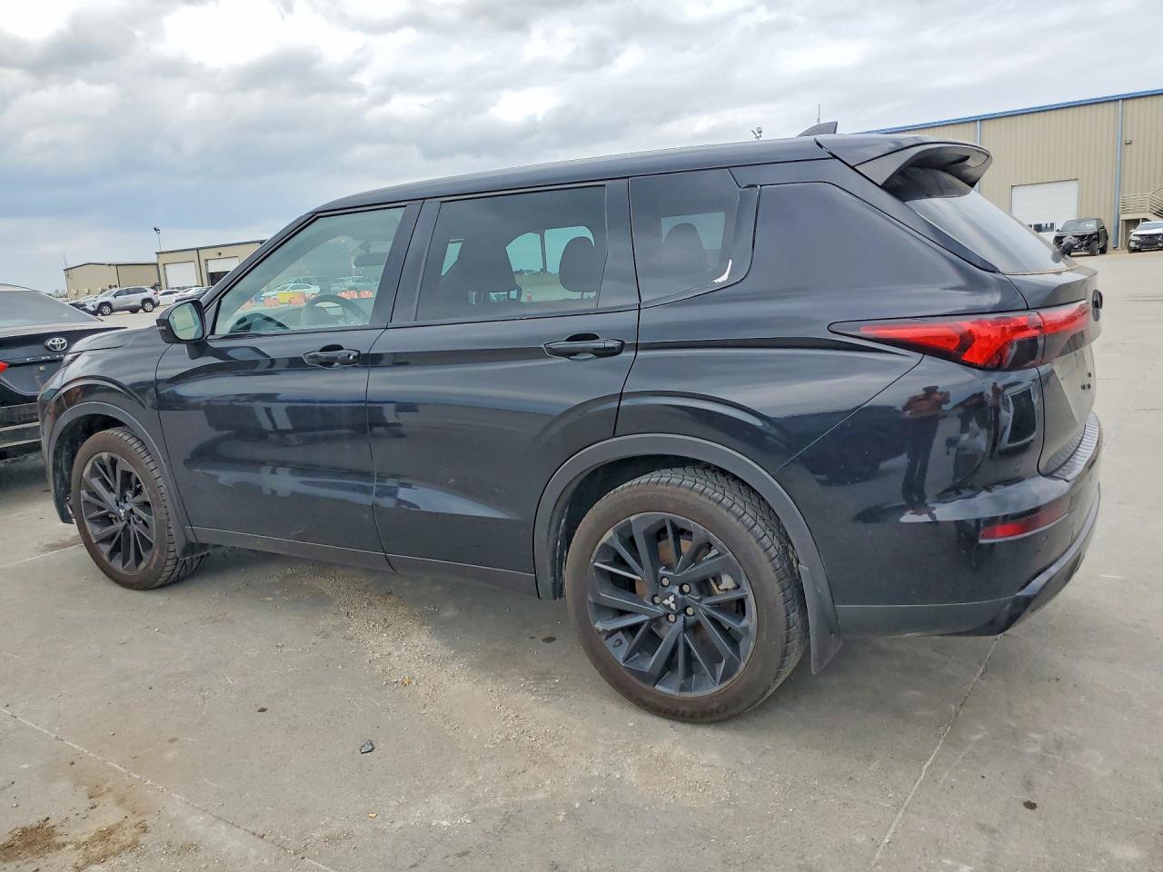 Mitsubishi Outlander Se