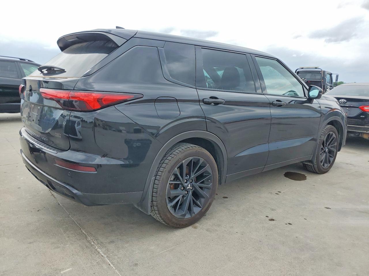 Mitsubishi Outlander Se
