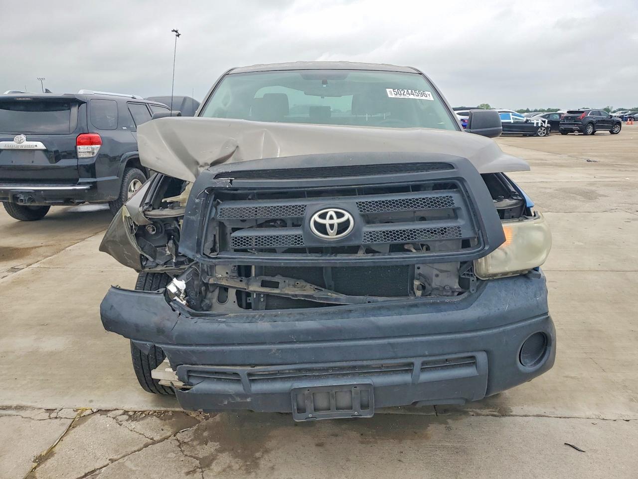 Toyota Tundra Double Cab Sr5