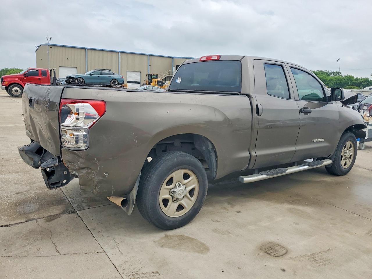 Toyota Tundra Double Cab Sr5