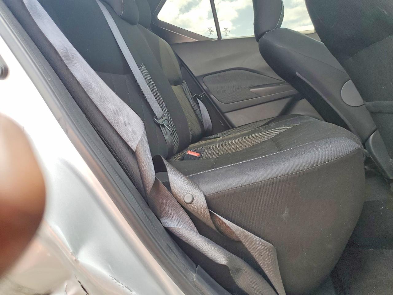 Nissan Kicks S