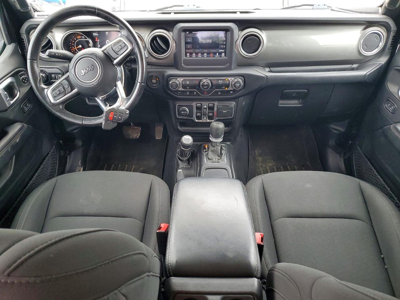 Jeep Wrangler Sahara