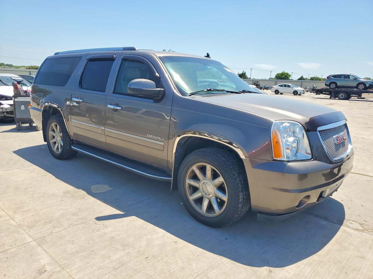 GMC Yukon Denali