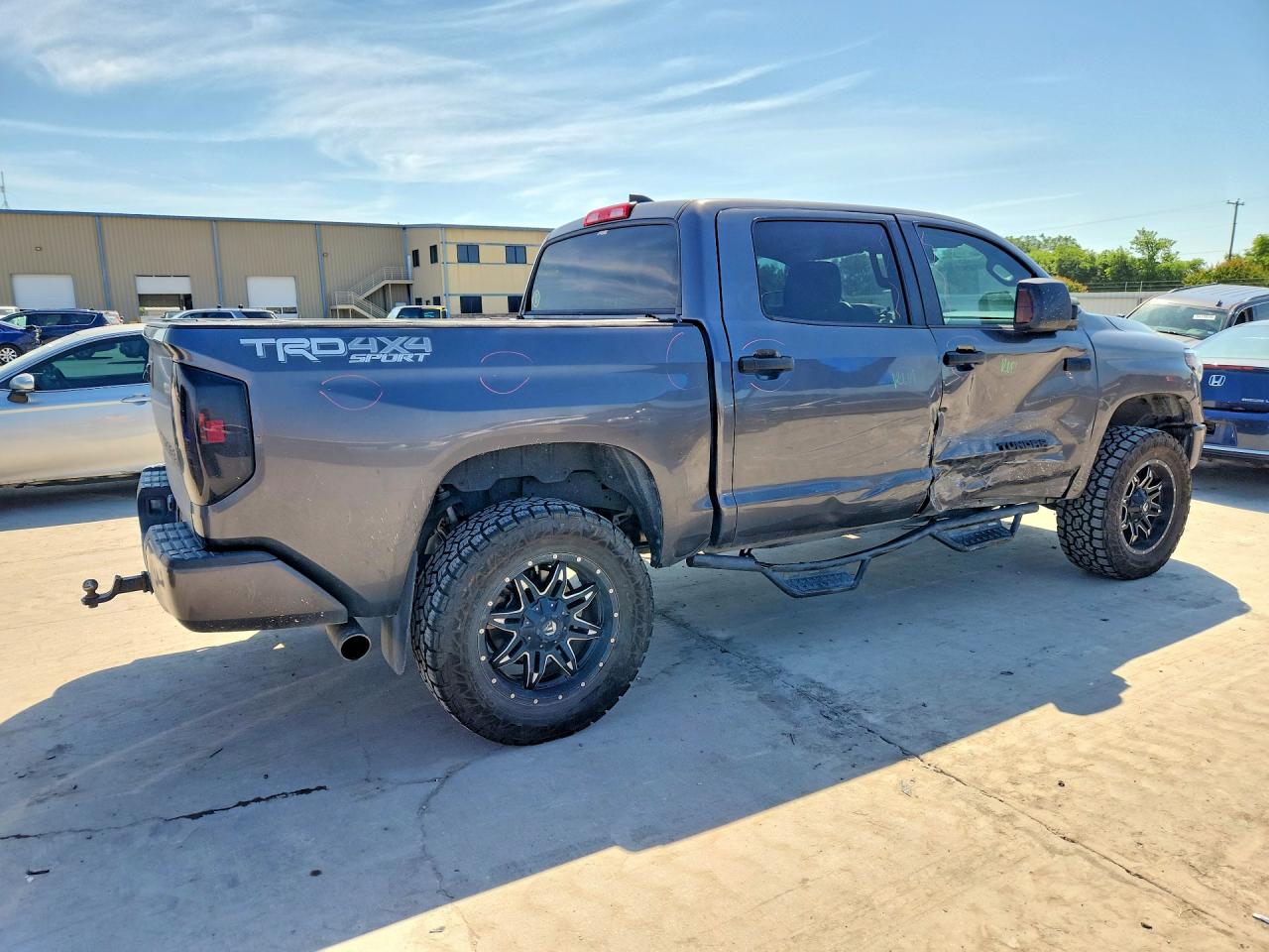 Toyota Tundra Sr5