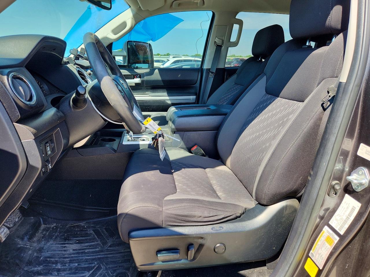 Toyota Tundra Sr5