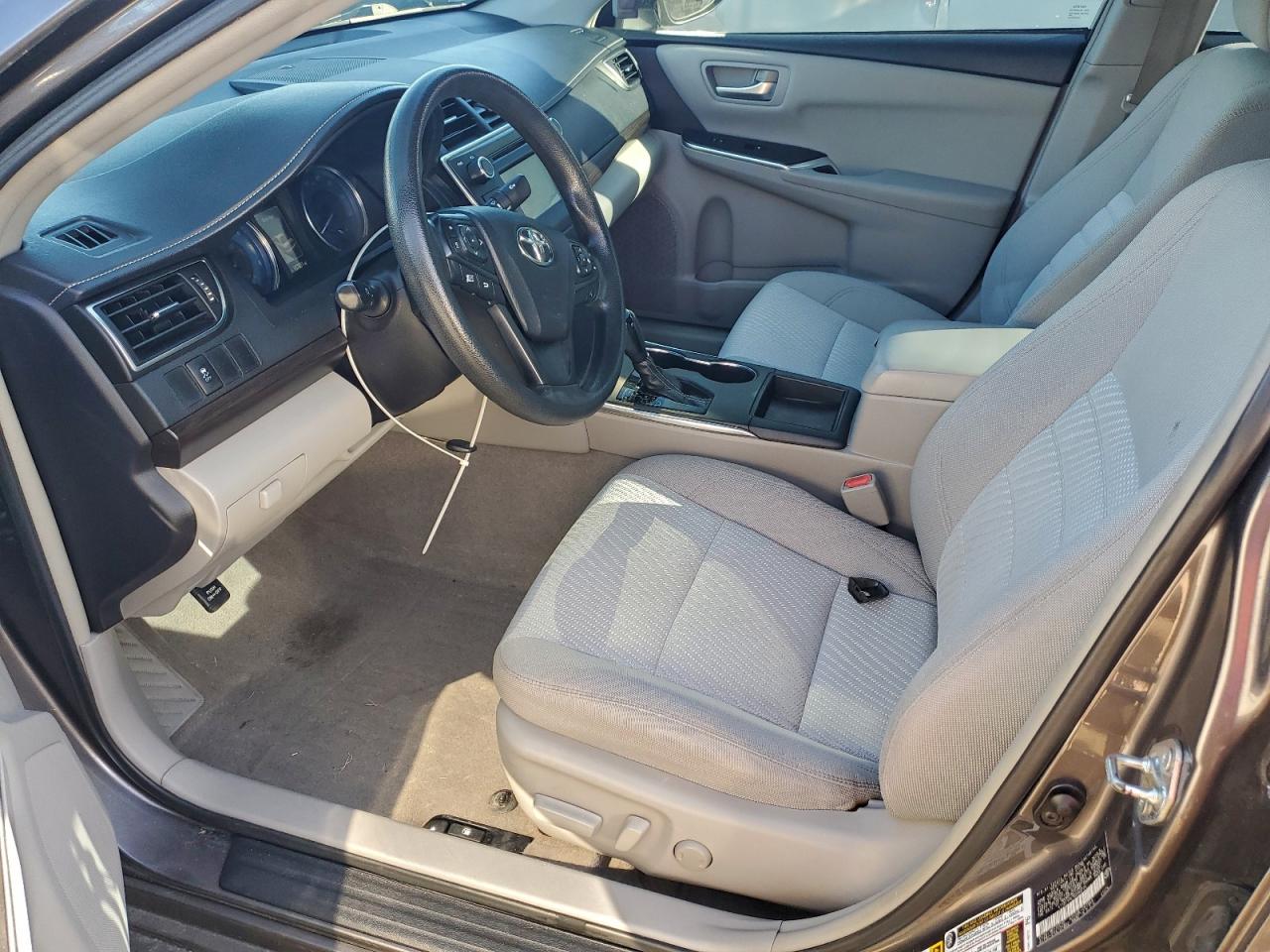 Toyota Camry Le