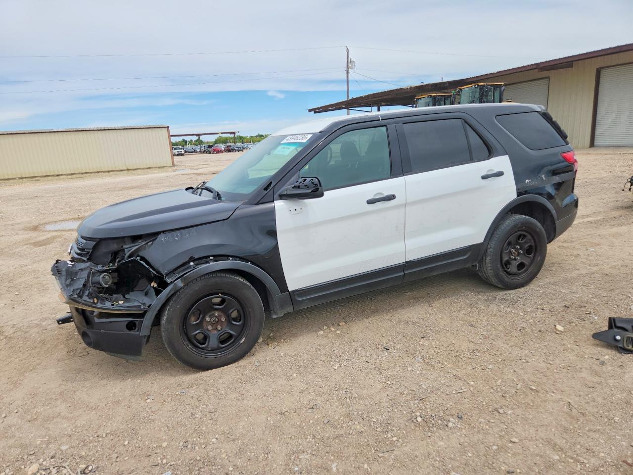 Salvage Ford Explorer Image