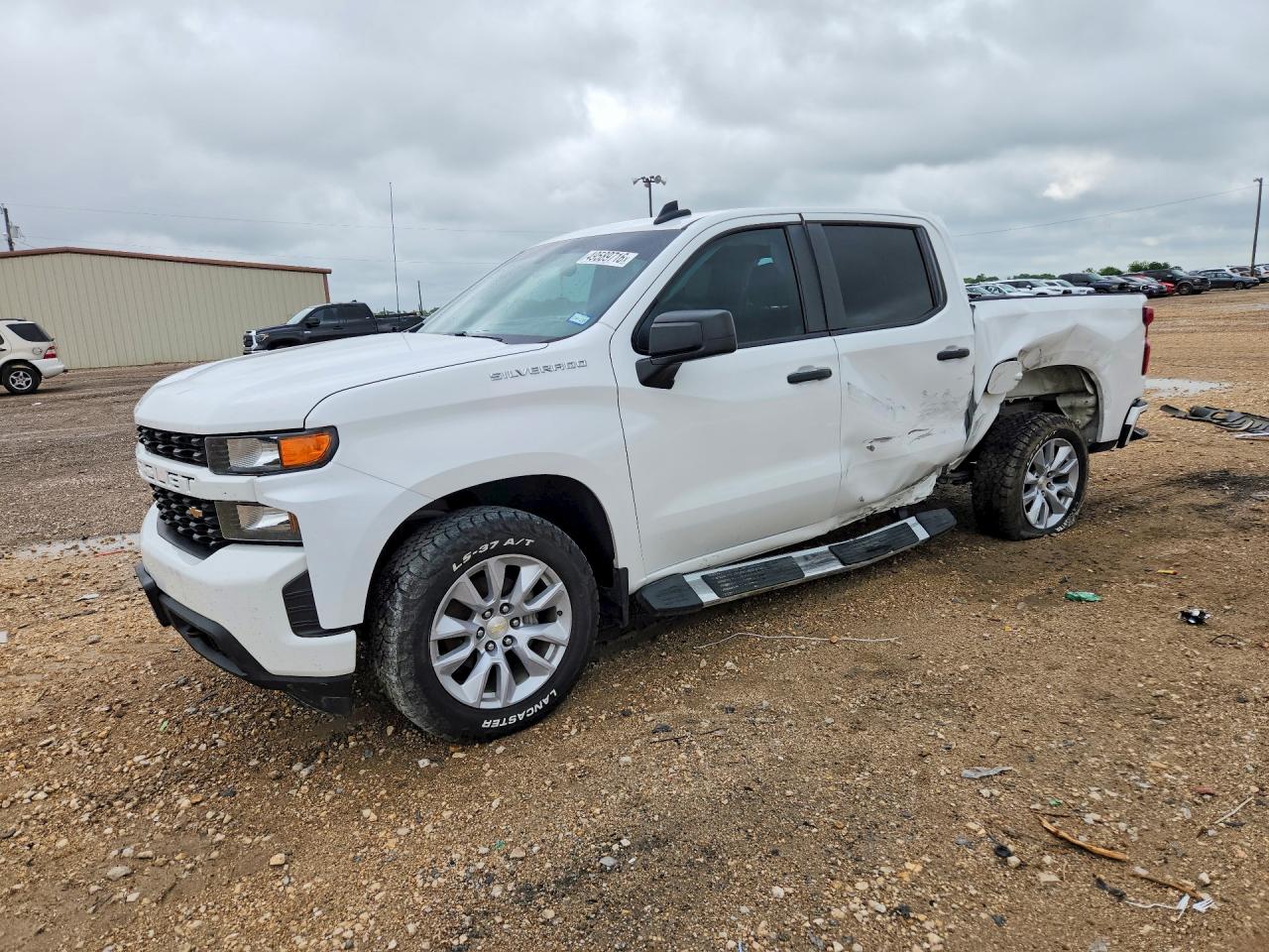 Salvage Chevrolet Silverado Image