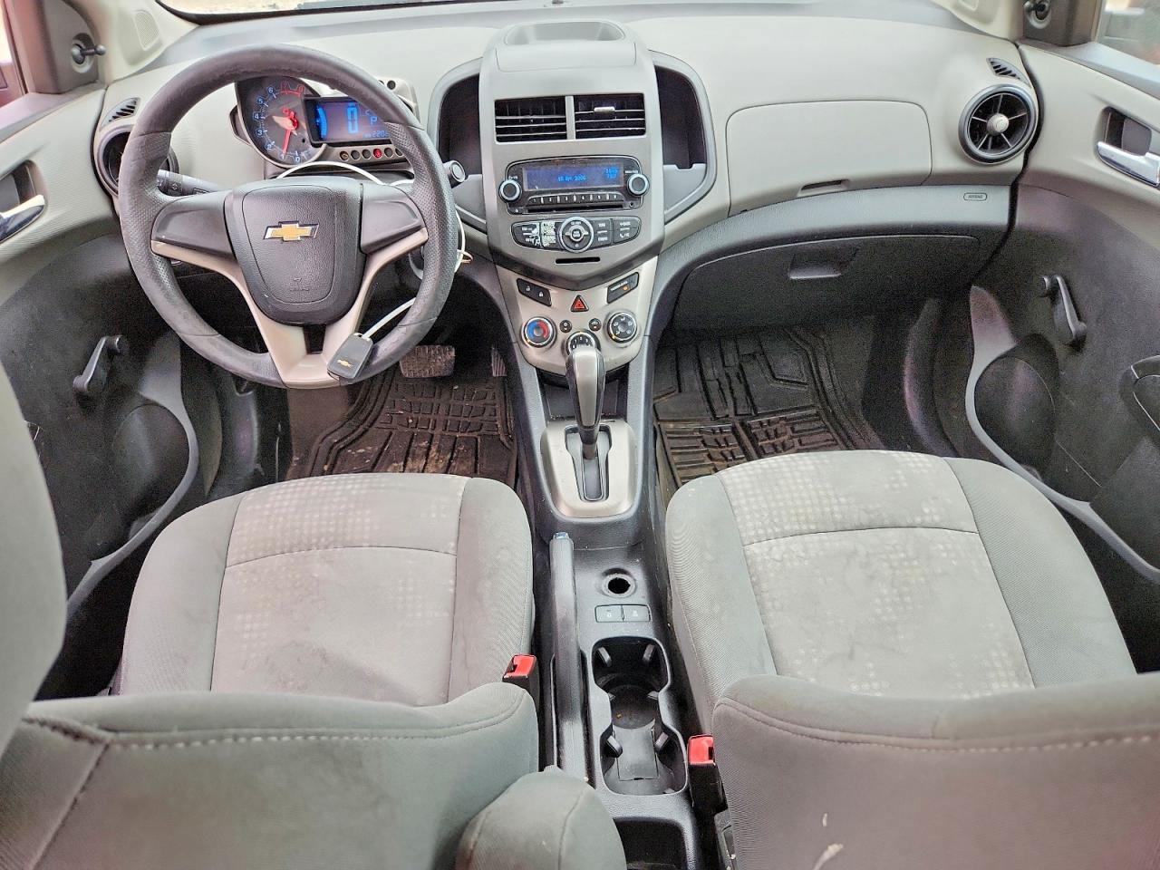 Chevrolet Sonic Ls