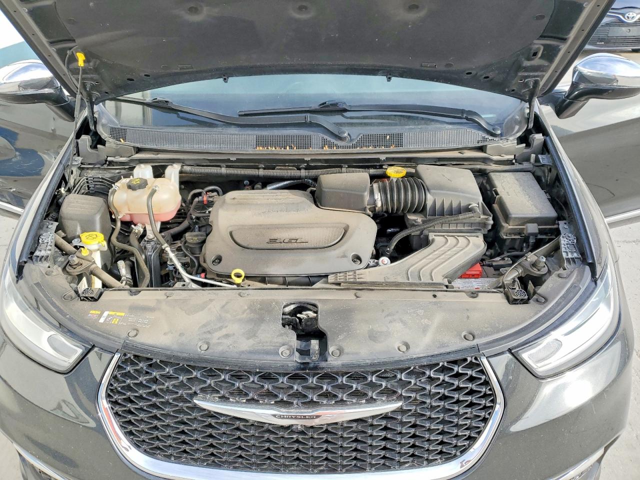 Chrysler Pacifica Limited