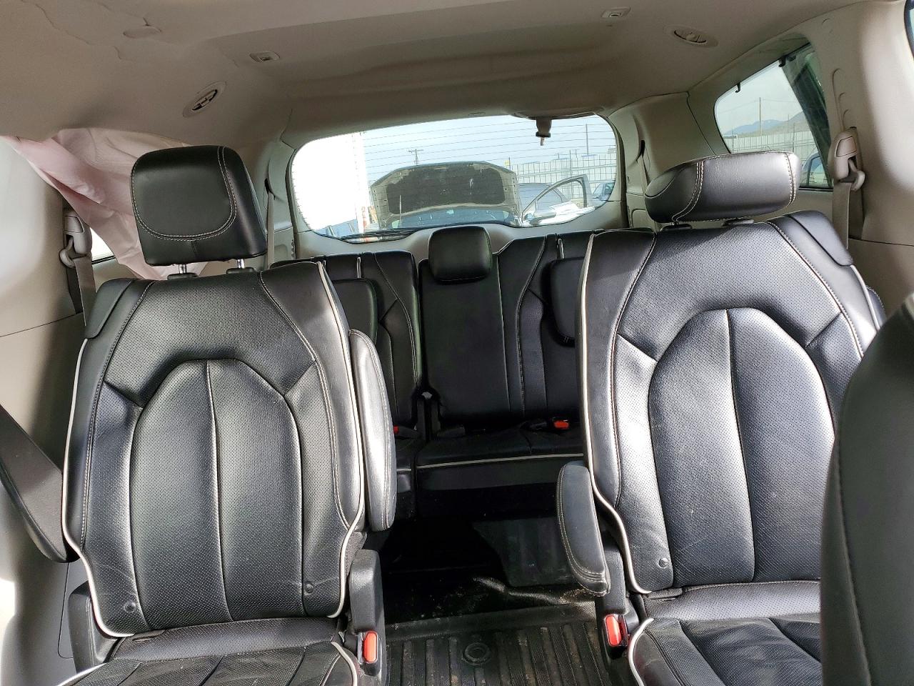 Chrysler Pacifica Limited