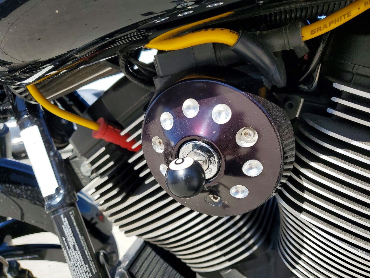 Victory Motorcycles Motorcycle 8-ball