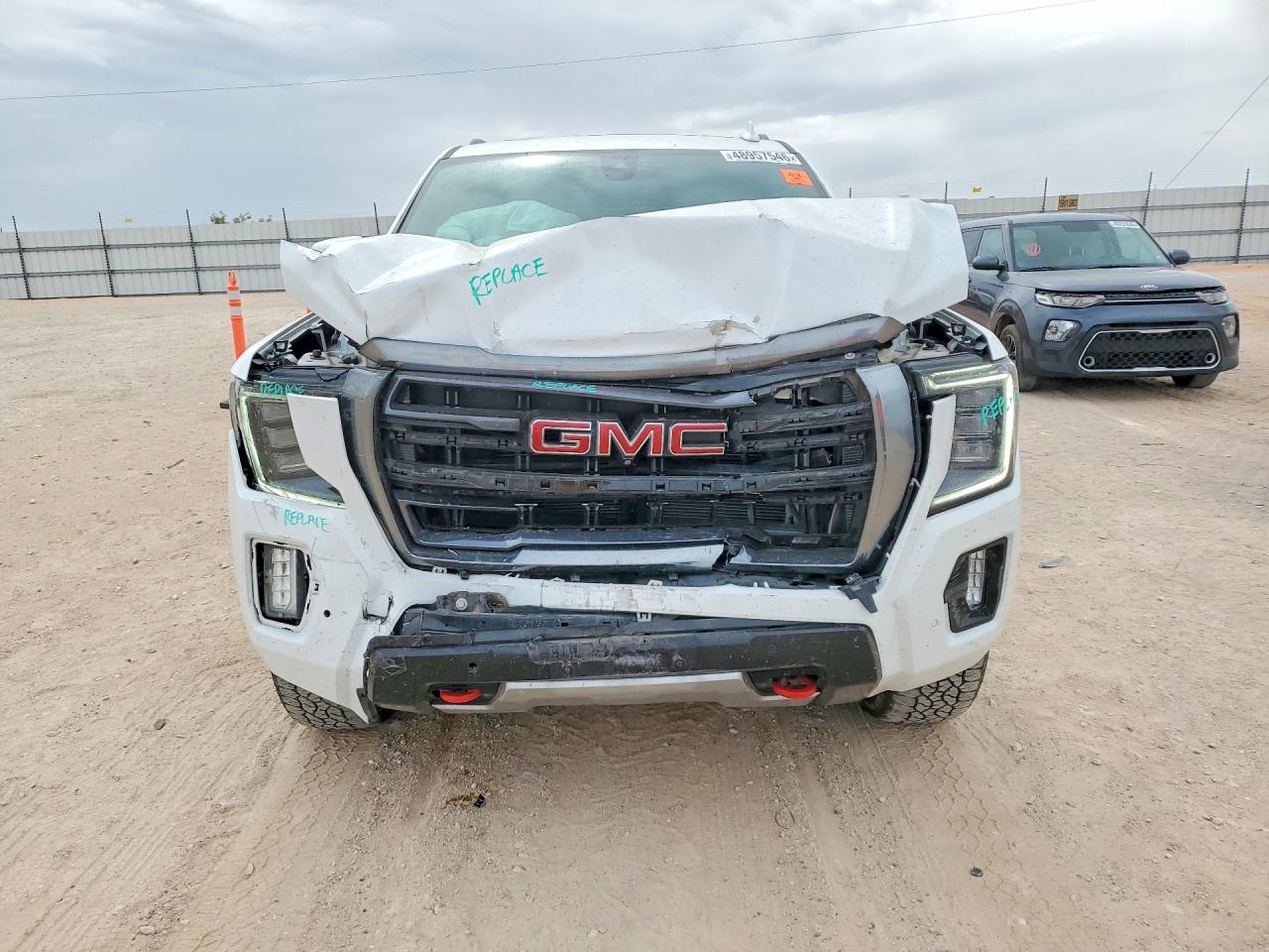 GMC Yukon K1500 At4