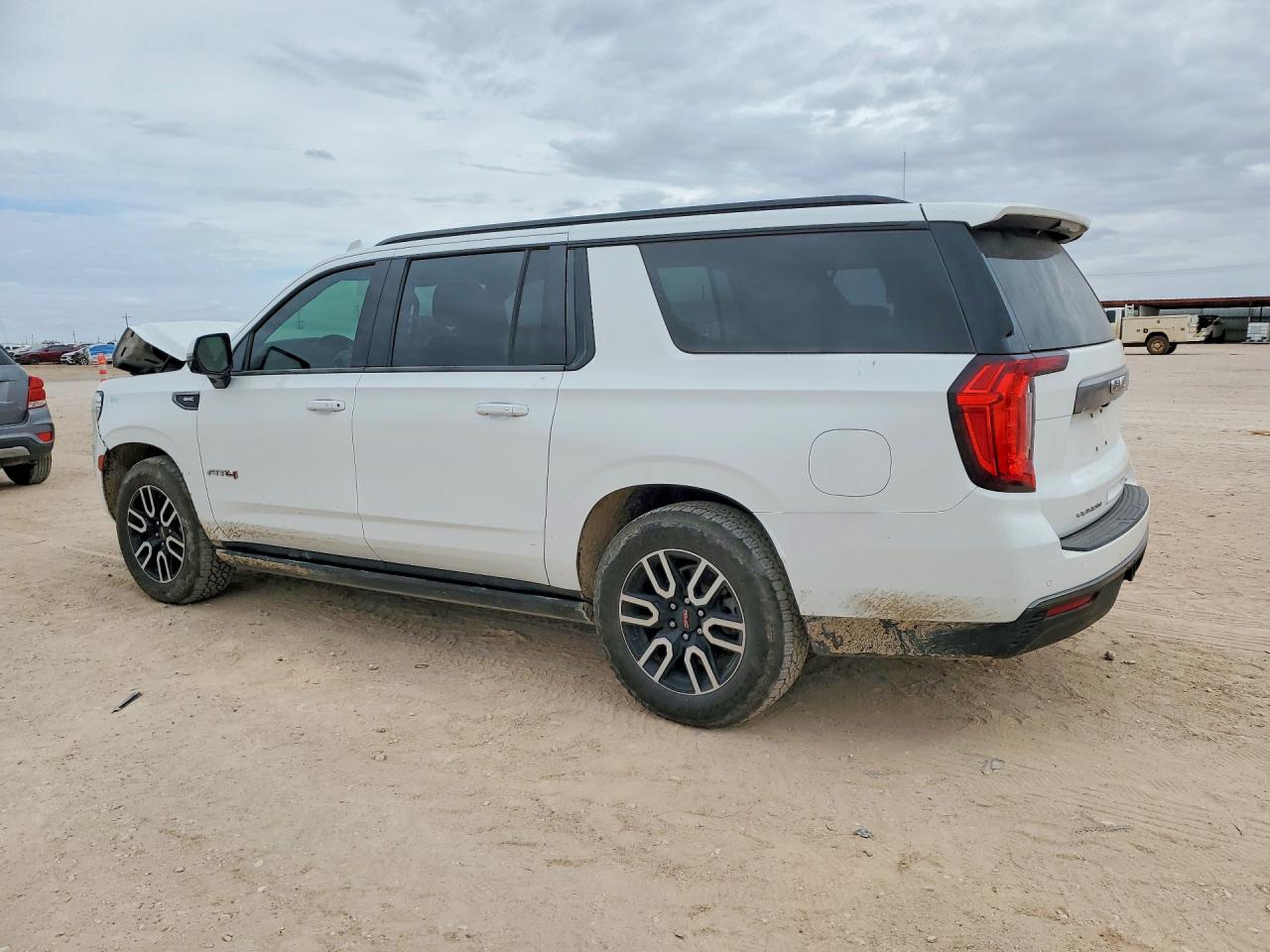GMC Yukon K1500 At4