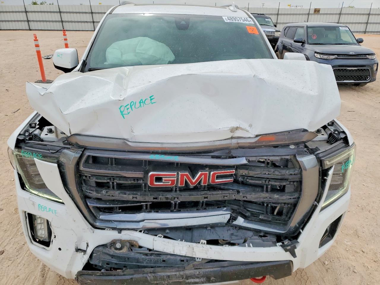 GMC Yukon K1500 At4