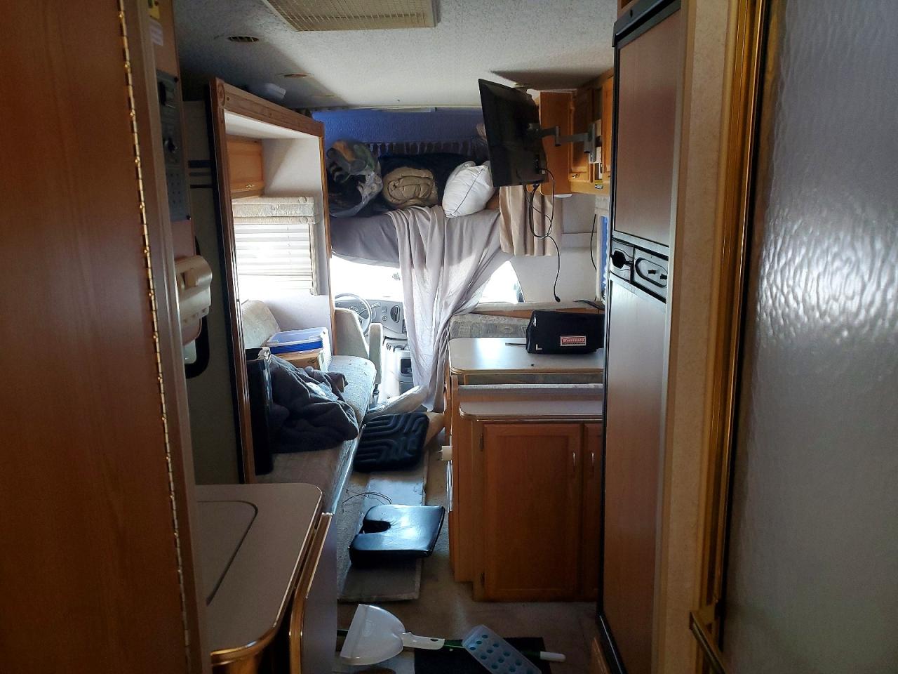 Ford Econoline E450 Super Duty Cutaway Van