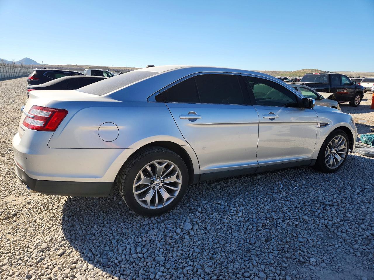 Ford Taurus Limited