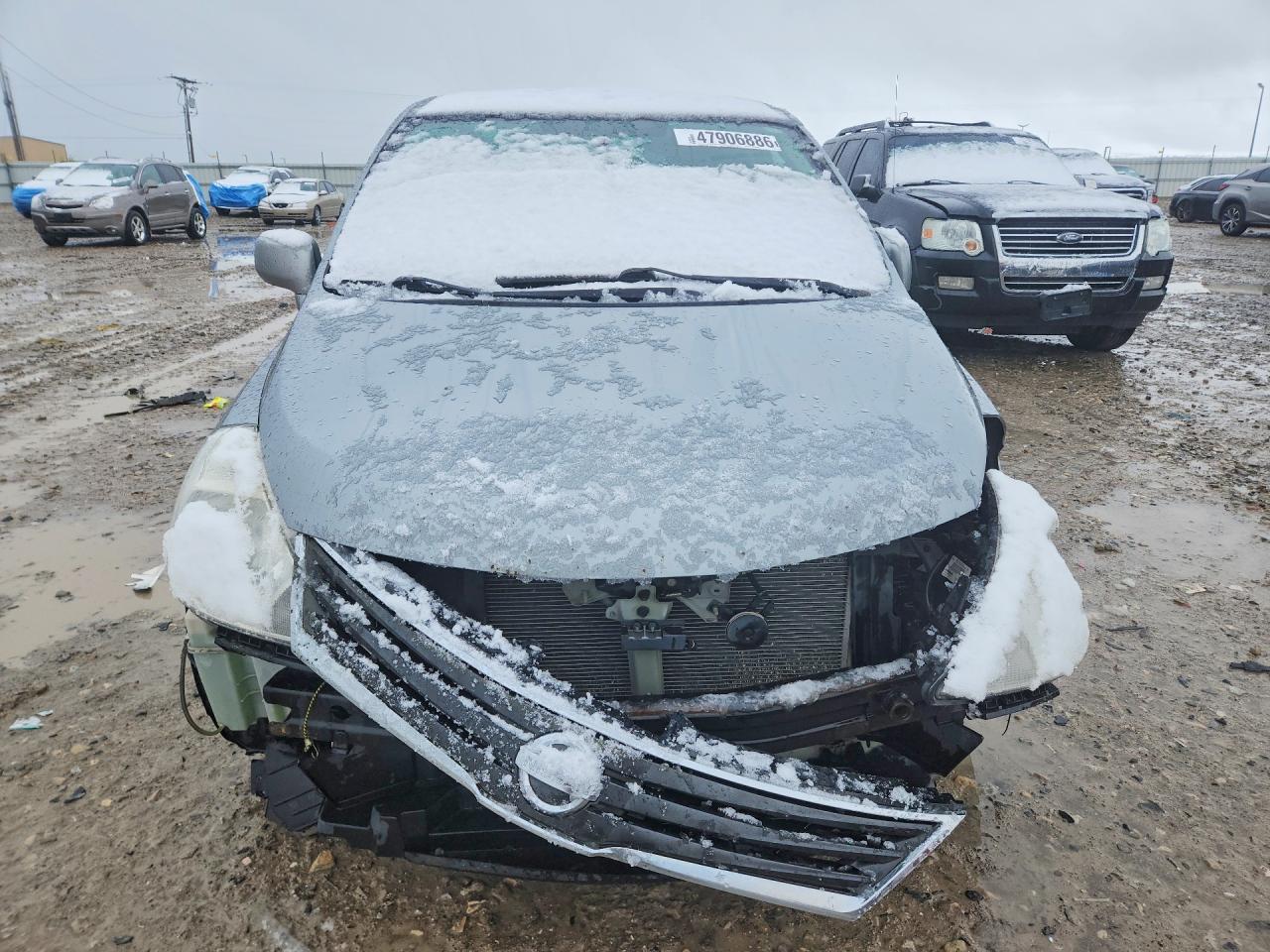 Nissan Versa 1.8 S