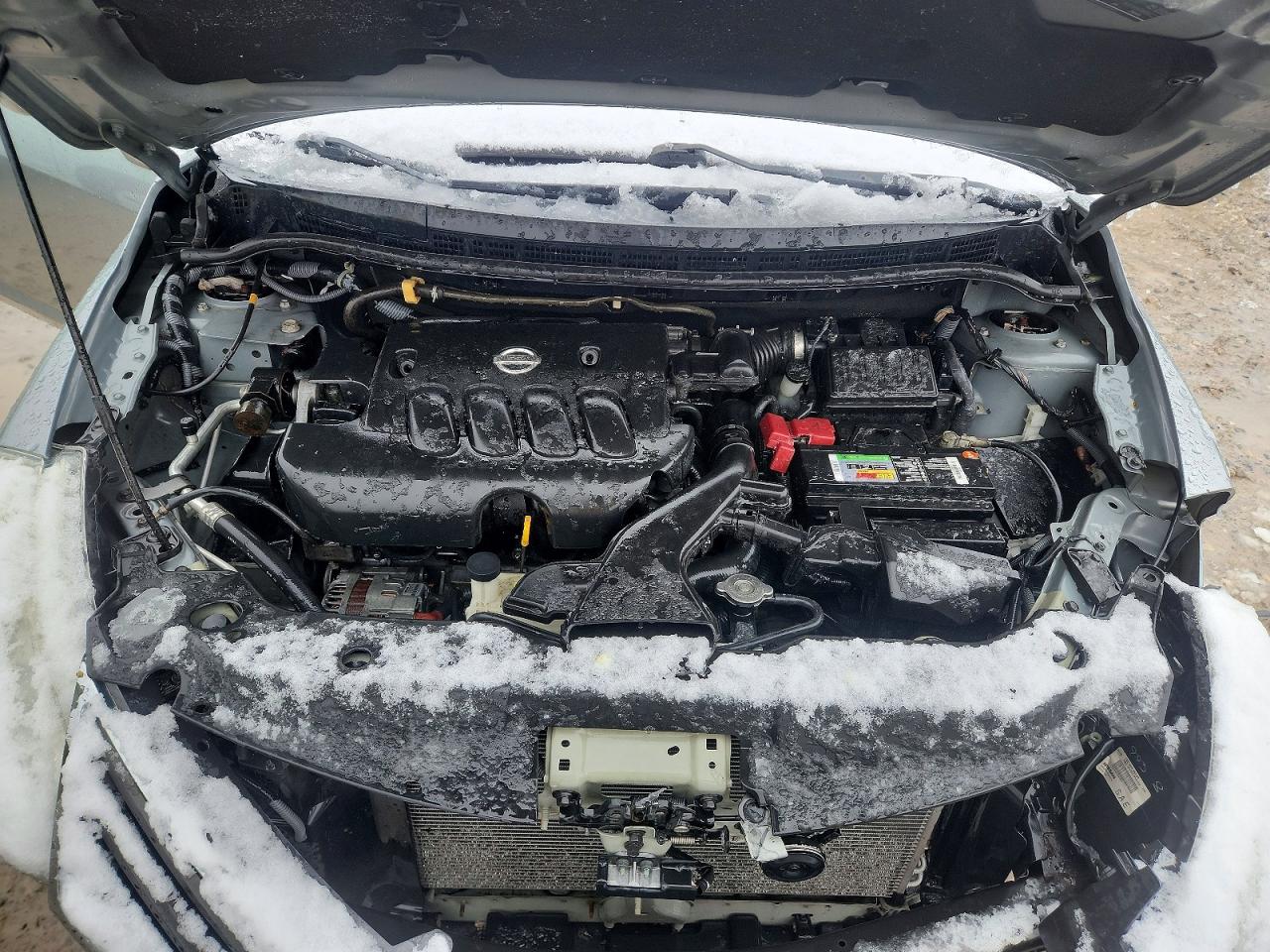 Nissan Versa 1.8 S