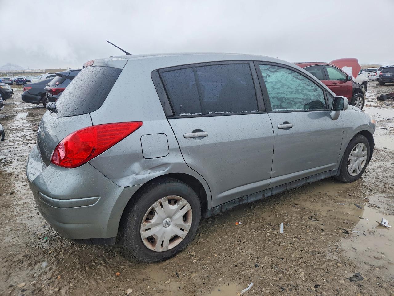 Nissan Versa 1.8 S