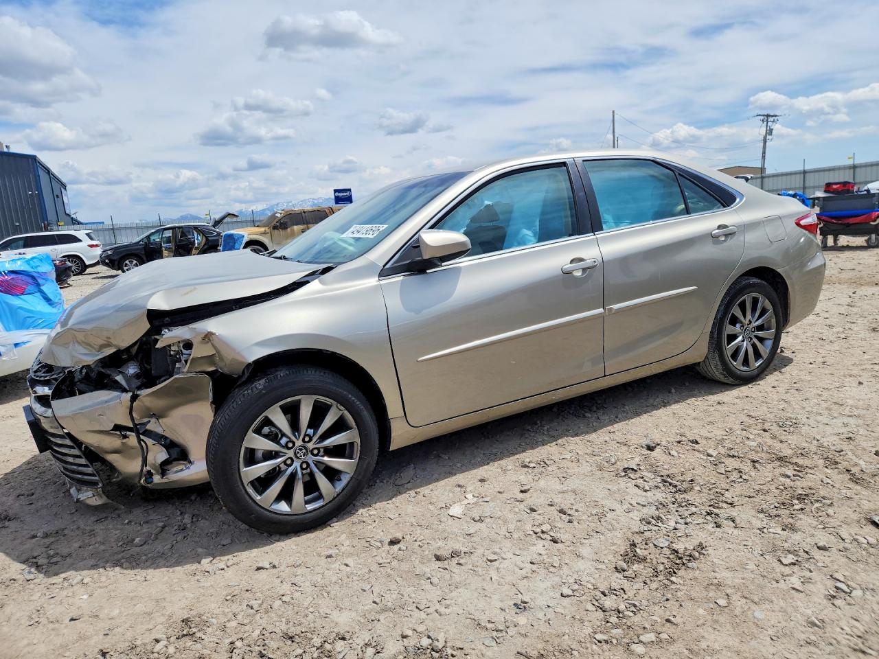 Salvage Toyota Camry Image