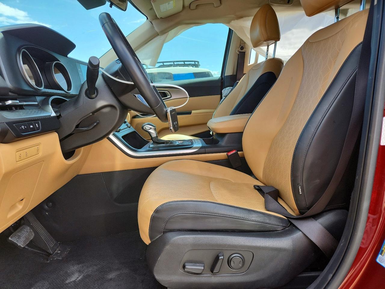 Kia Carnival Lx