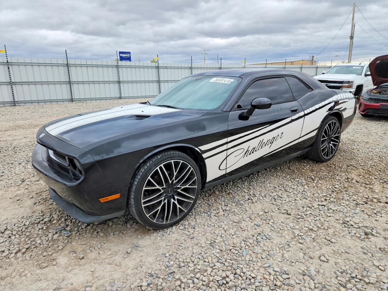 Salvage Dodge Challenger Image