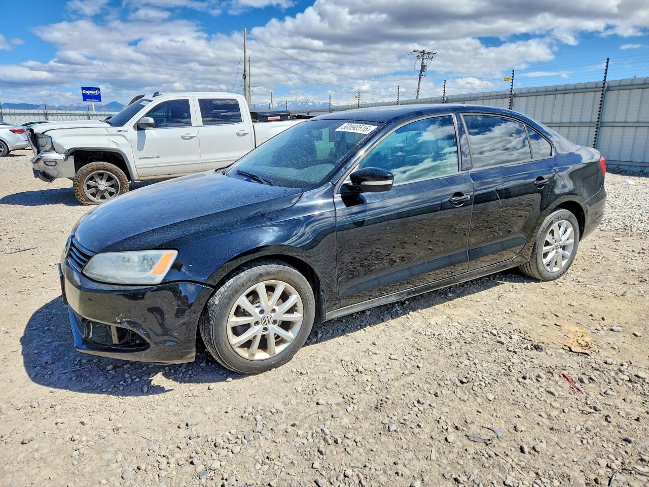 Salvage Volkswagen Jetta Image