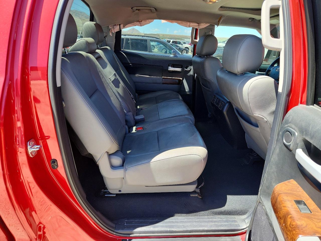 Toyota Tundra Crewmax Limited