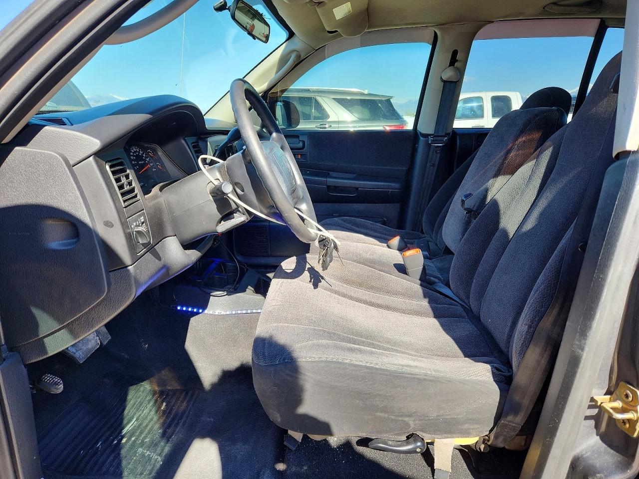 Dodge Dakota Quad Slt