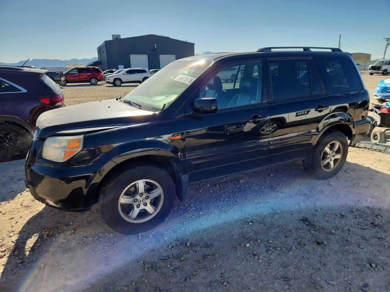Salvage Honda Pilot Image