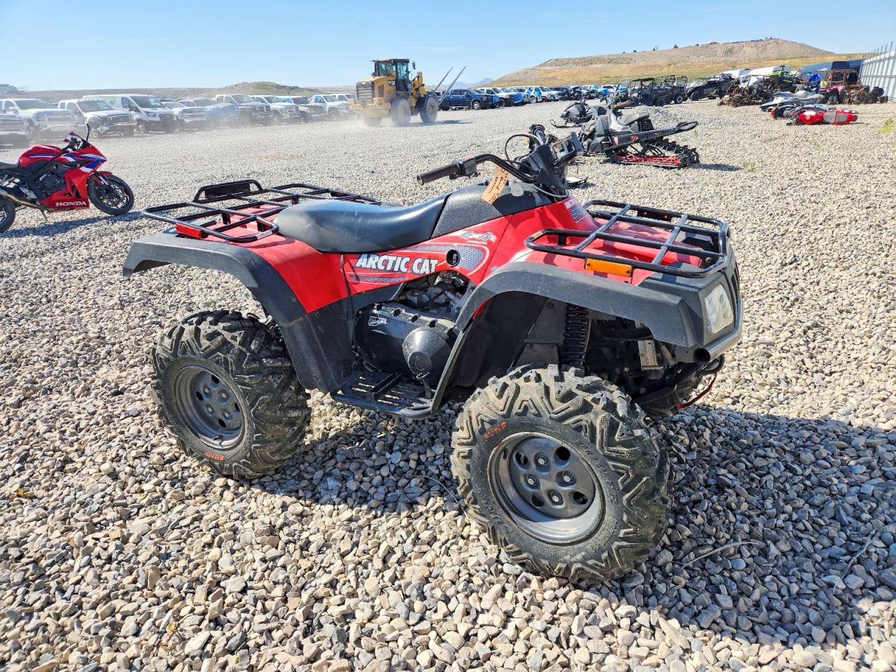 Salvage Arctic Cat Arctic Cat Image