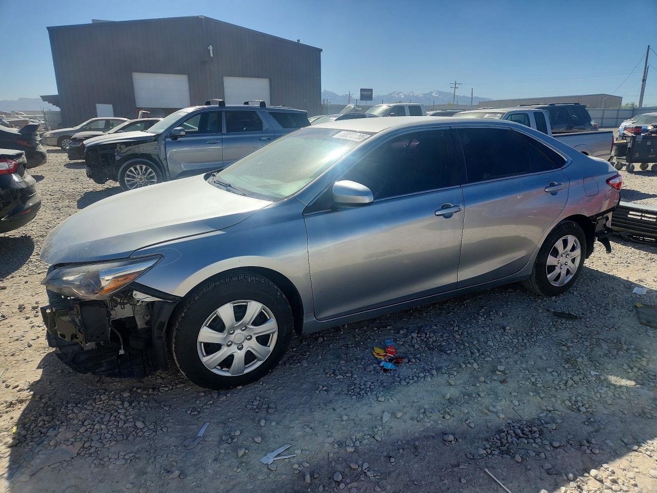 Salvage Toyota Camry Image