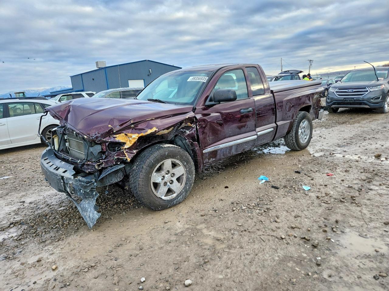 Salvage Dodge Dakota Image