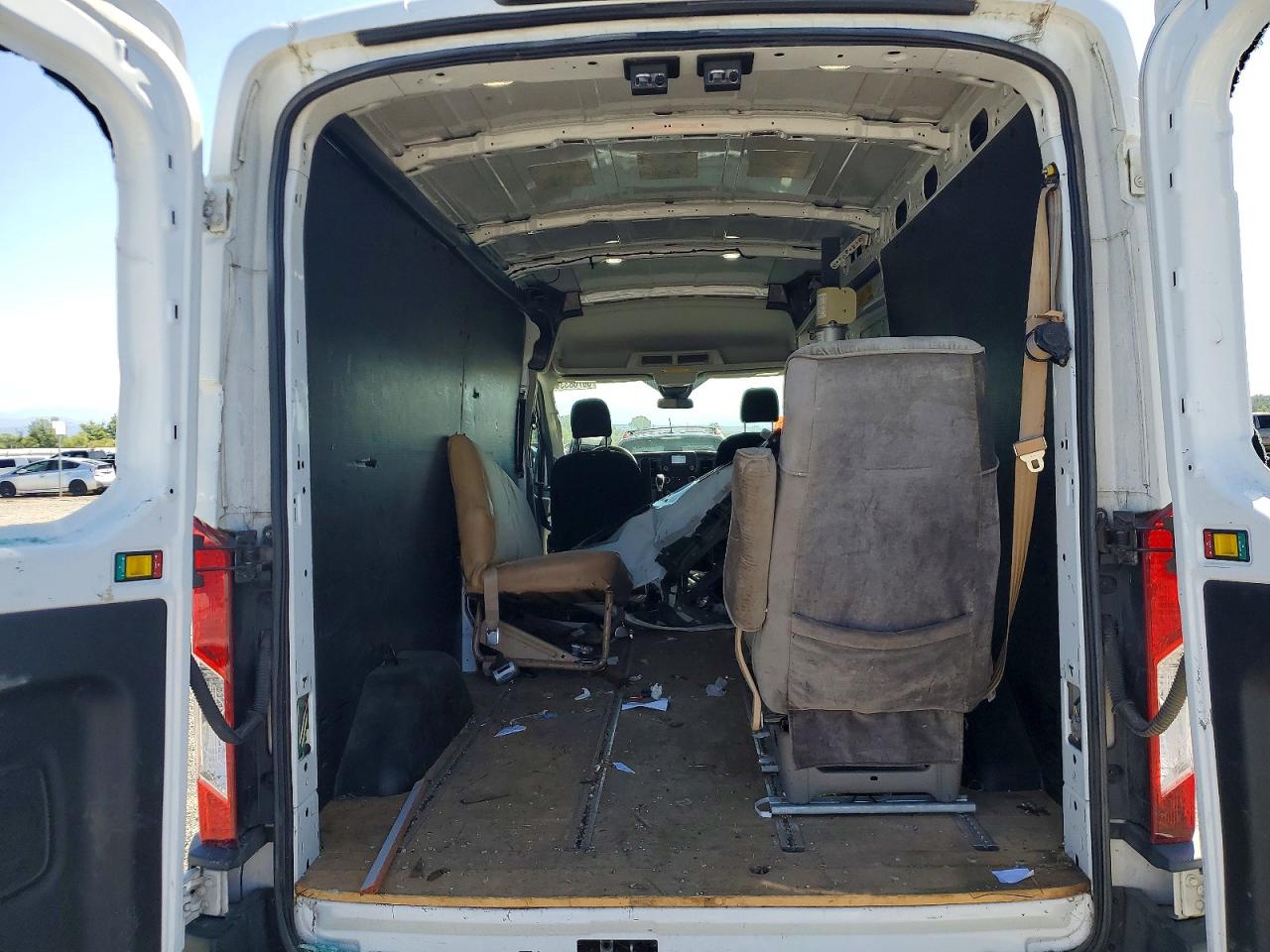Ford Transit T-250